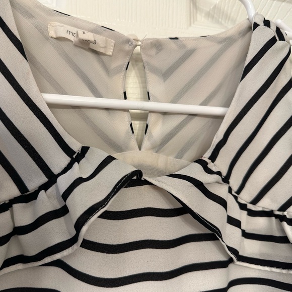Maurices Striped Shoulder Peaking Blouse Size XSmall - Picture 5 of 13